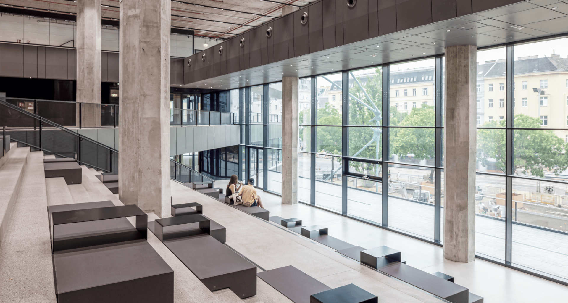 FRANCIS ALS LERN-  UND ARBEITSWELT